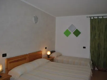 Quattro Pini Hotel 3*